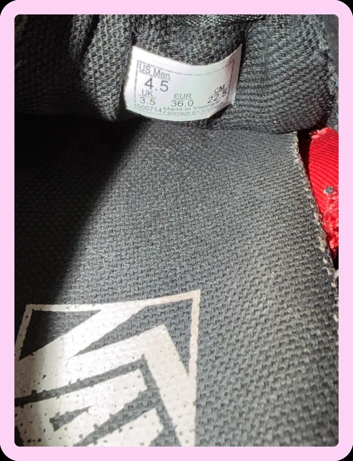 Basket Vans Old Skool negras con suela de goma. En buen estado, algunas marcas de desgaste visibles. – photo 6